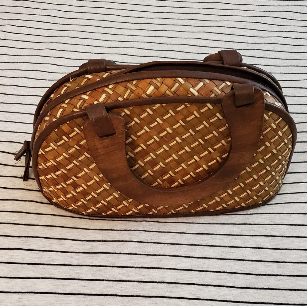 Straw Handbag - Picture 2 of 5